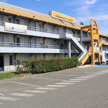 Premiere Classe St Quentin En Yvelines Elancourt Trappes Exteriér fotografie