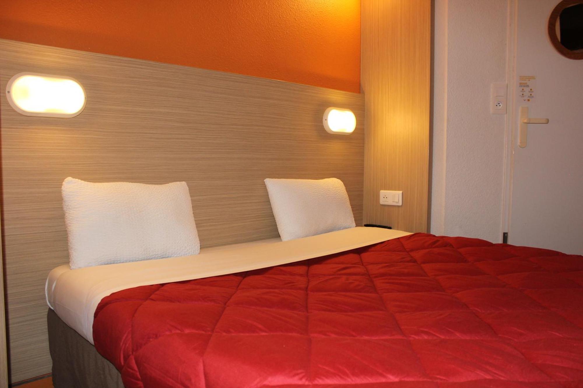 Premiere Classe St Quentin En Yvelines Elancourt Trappes Exteriér fotografie