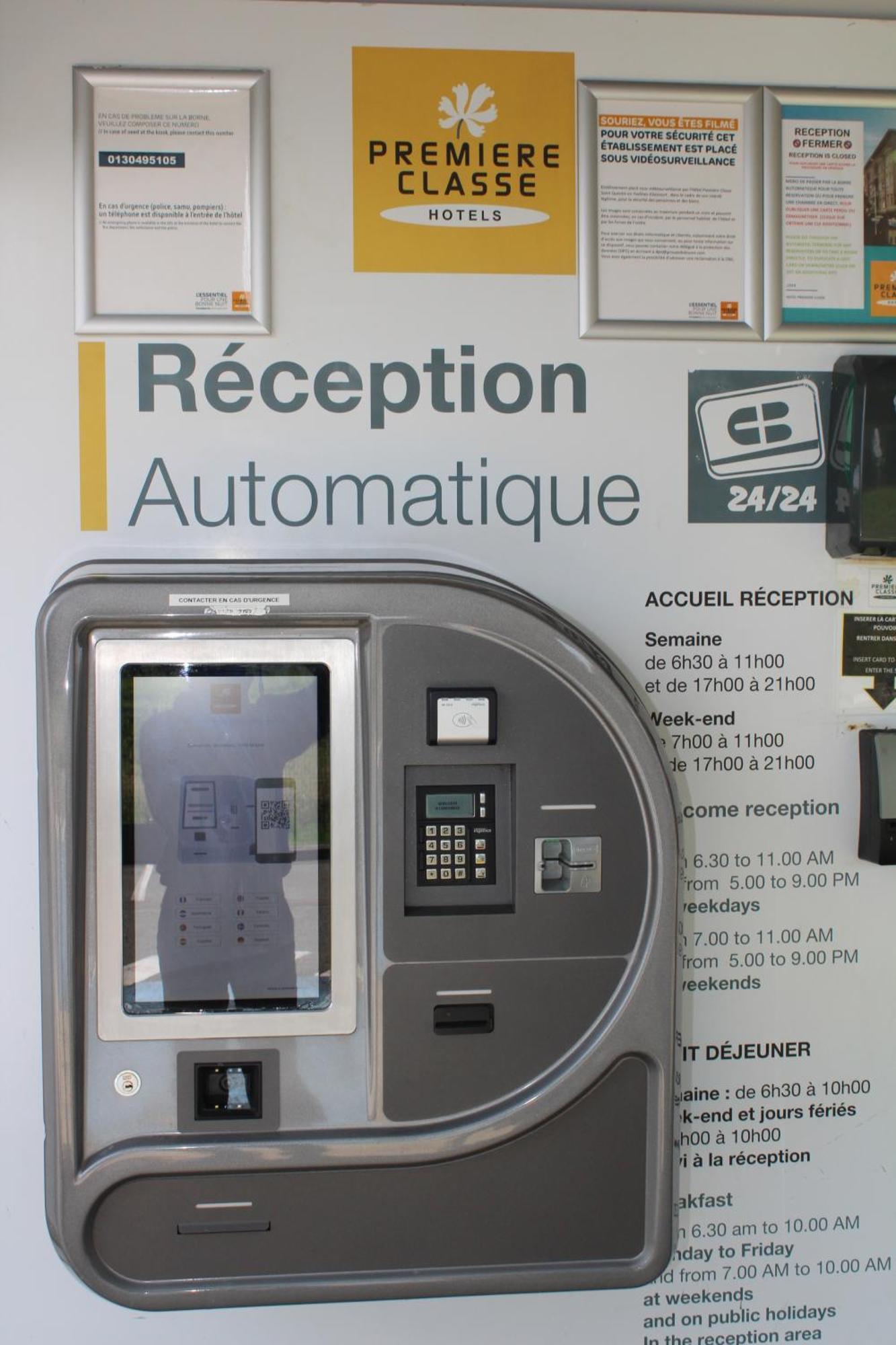Premiere Classe St Quentin En Yvelines Elancourt Trappes Exteriér fotografie