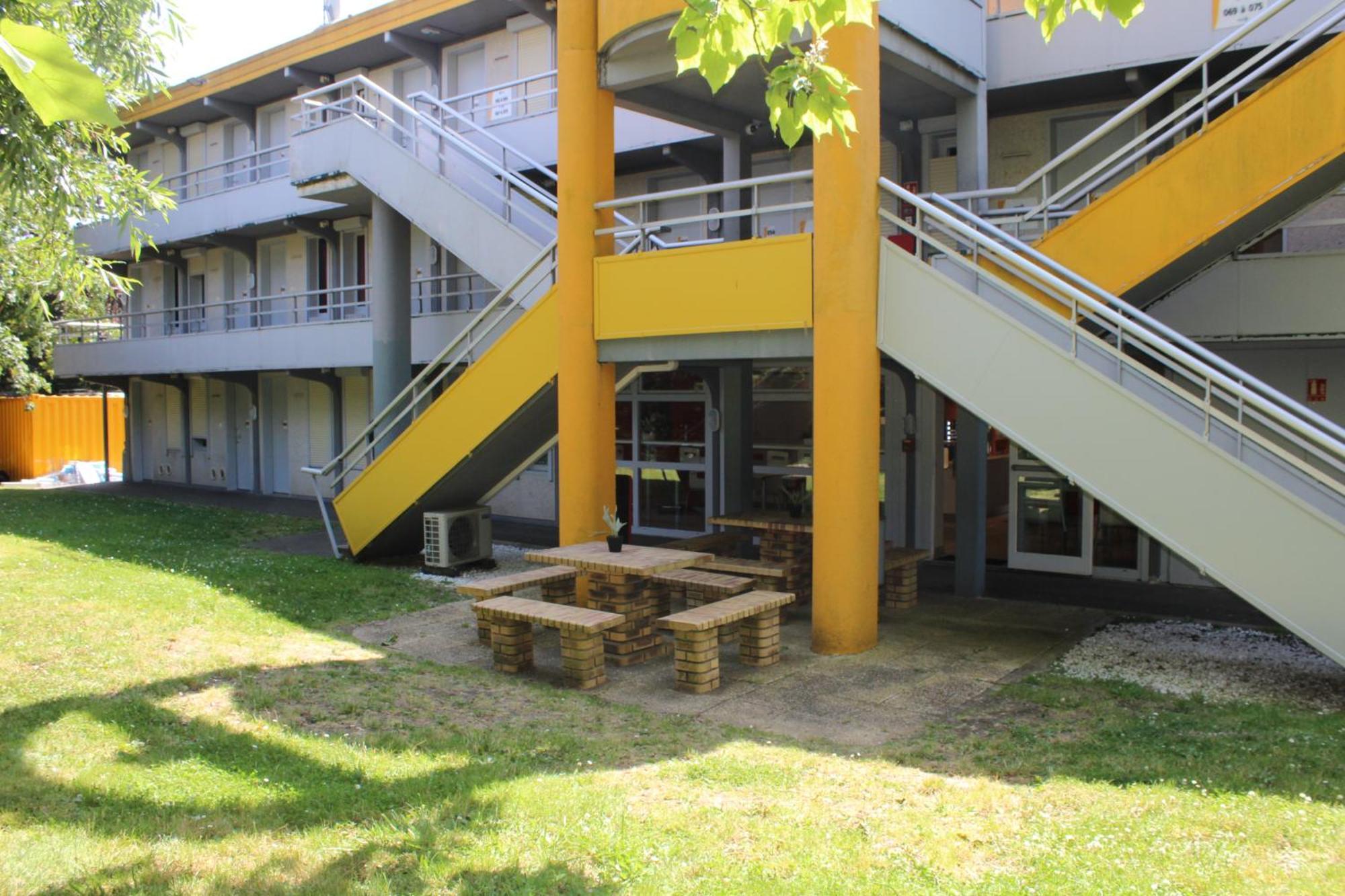 Premiere Classe St Quentin En Yvelines Elancourt Trappes Exteriér fotografie